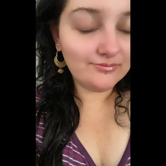 Bell drop 🔔 Huggie earrings - Picture 3 of 3